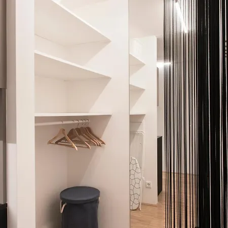 Happy 公寓式酒店