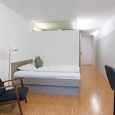Happy Aparthotel