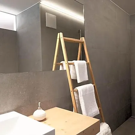 Happy Aparthotel 3*